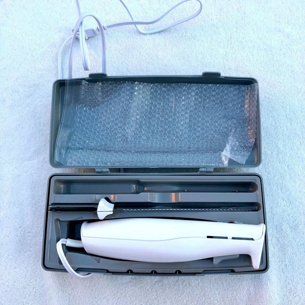 Hamilton Beach Classic Electric Knife New in Case
